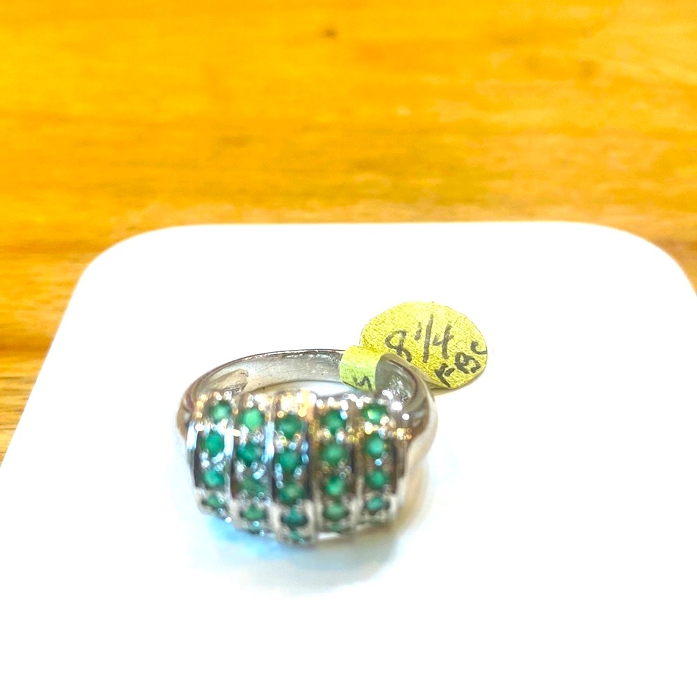 Sterling, silver and emerald ring🌺